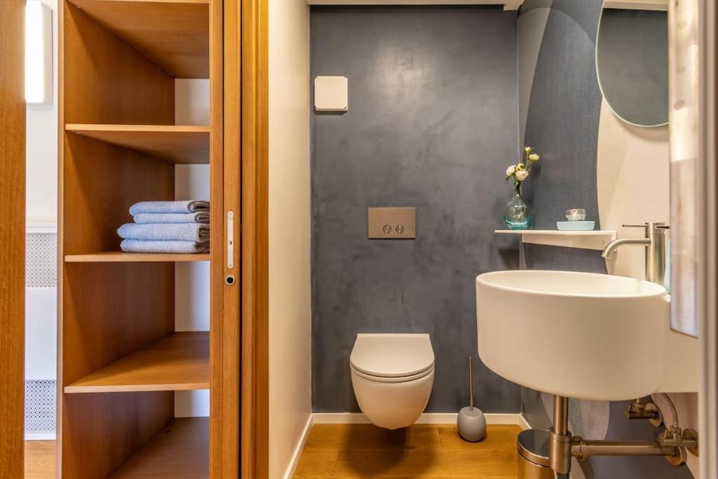Cconforthotels Appartamento Domus Venezia Бари Екстериор снимка
