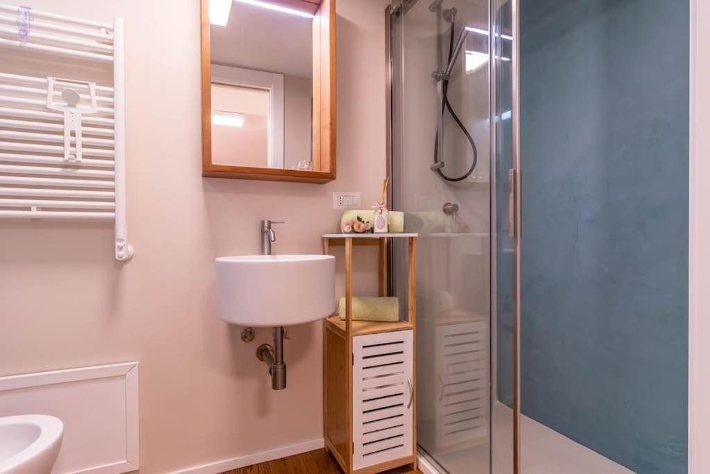 Cconforthotels Appartamento Domus Venezia Бари Екстериор снимка